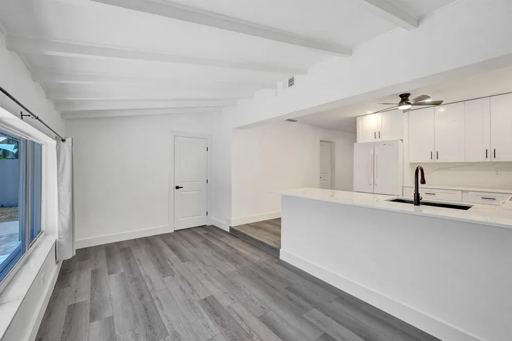 1738 NE 52nd Street Fort Lauderdale, FL 33334