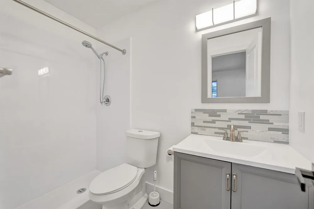 1738 NE 52nd Street Fort Lauderdale, FL 33334