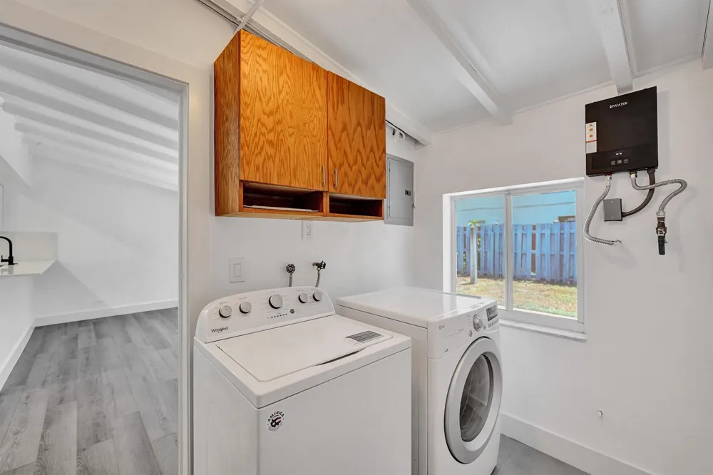 1738 NE 52nd Street Fort Lauderdale, FL 33334