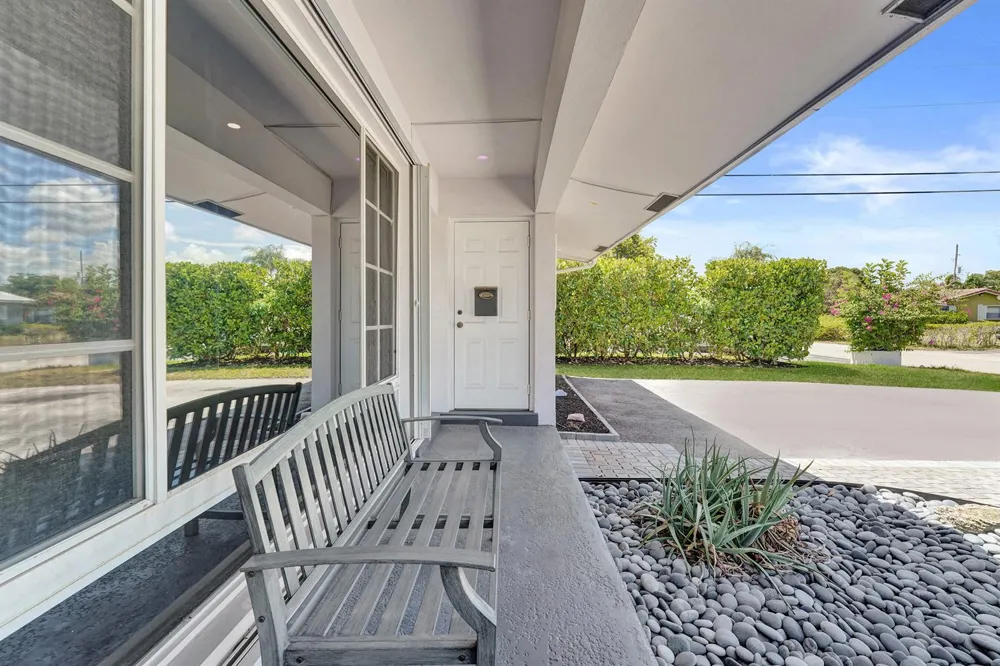 1738 NE 52nd Street Fort Lauderdale, FL 33334