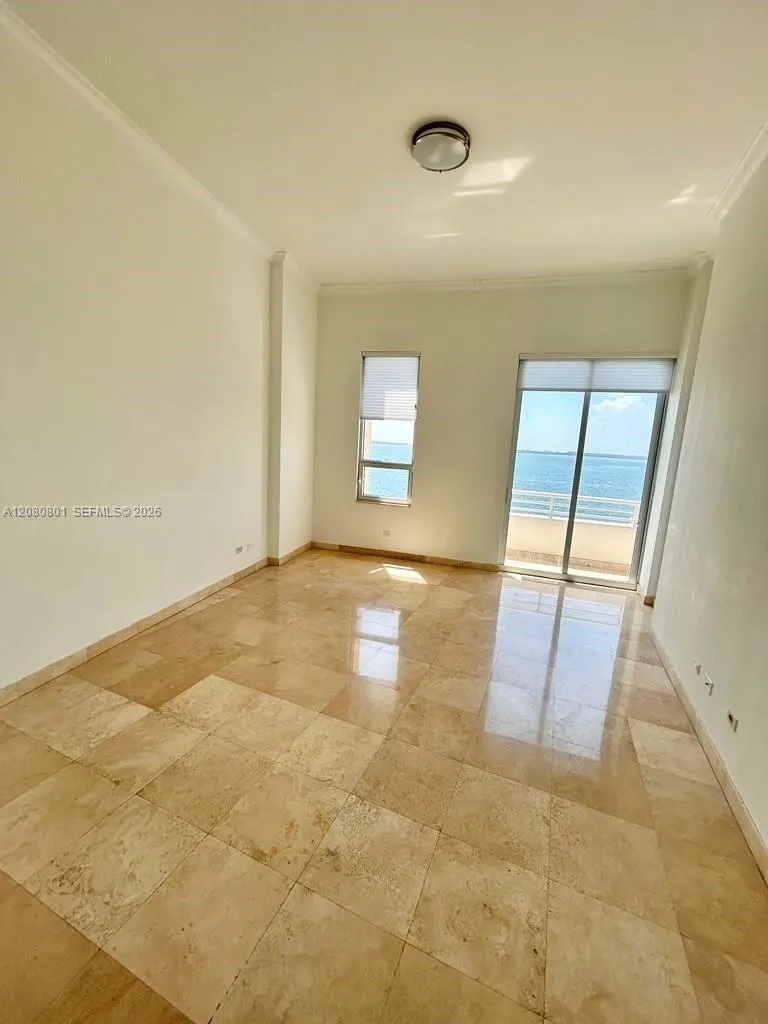 808 Brickell Key Dr #404 Miami, FL 33131