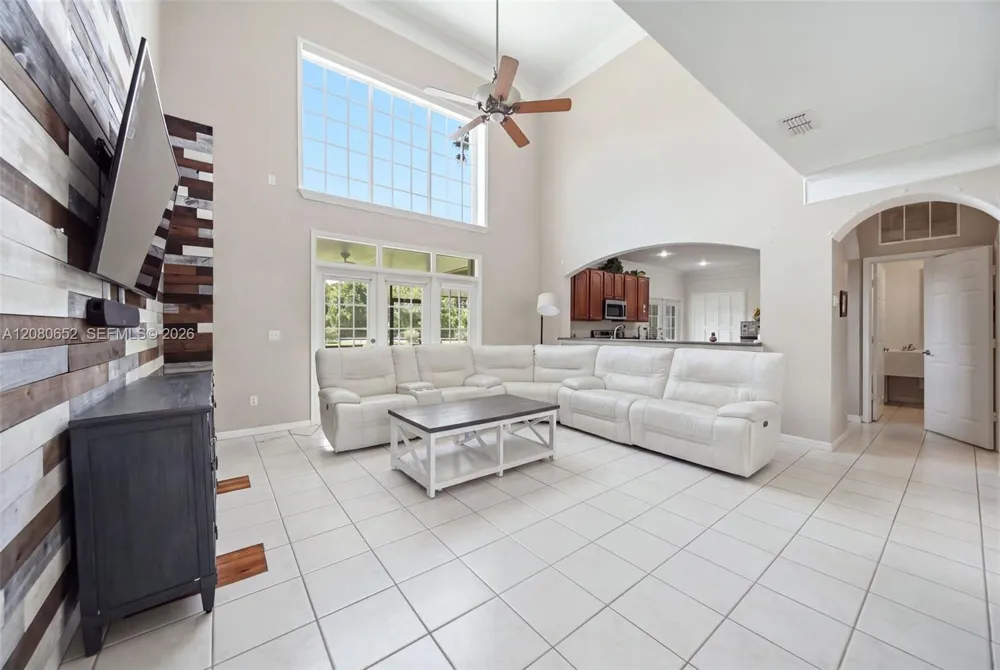 3141 Hanging Moss Cir Kissimmee, FL 34741