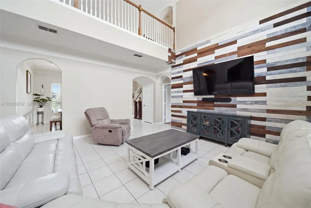 3141 Hanging Moss Cir Kissimmee, FL 34741