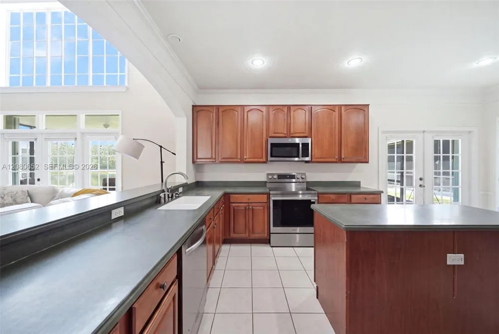 3141 Hanging Moss Cir Kissimmee, FL 34741