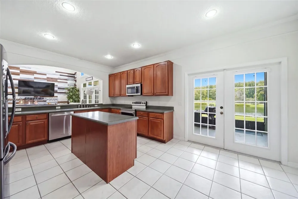 3141 Hanging Moss Cir Kissimmee, FL 34741