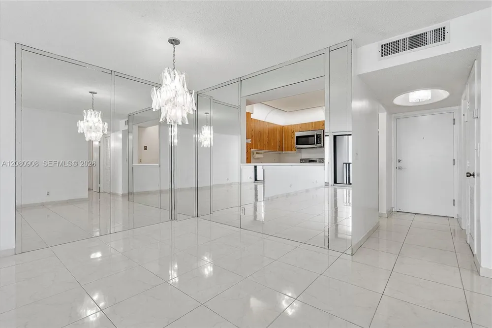 2301 S Ocean Dr #1406 Hollywood, FL 33019