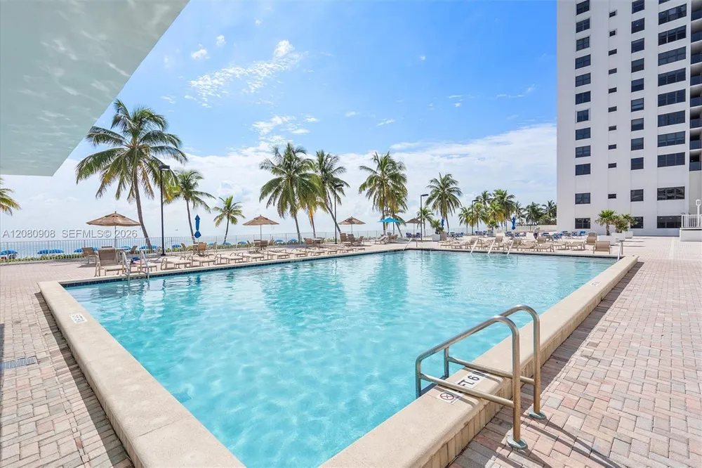 2301 S Ocean Dr #1406 Hollywood, FL 33019