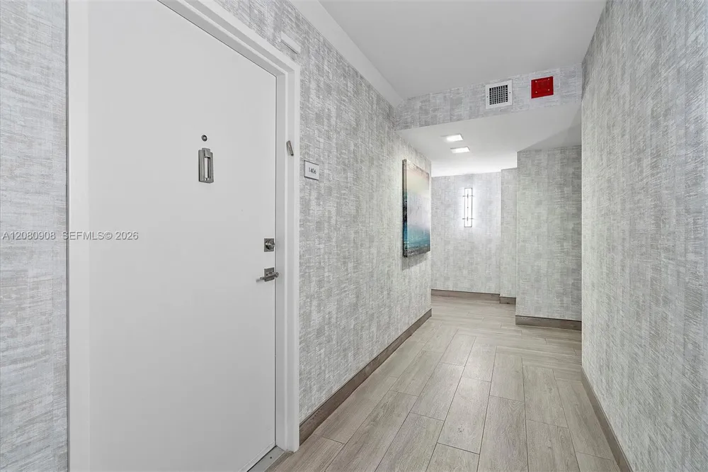 2301 S Ocean Dr #1406 Hollywood, FL 33019
