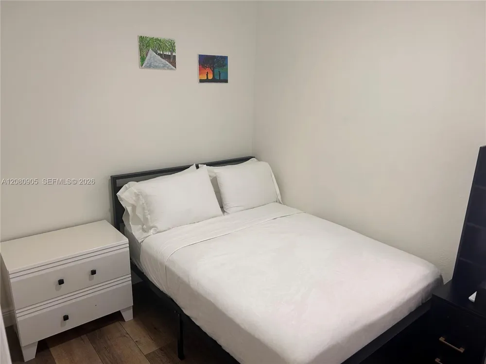 350 75th St #109 Miami Beach, FL 33141