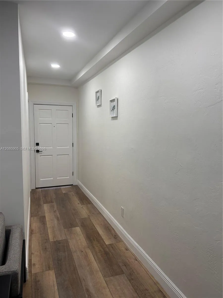 350 75th St #109 Miami Beach, FL 33141