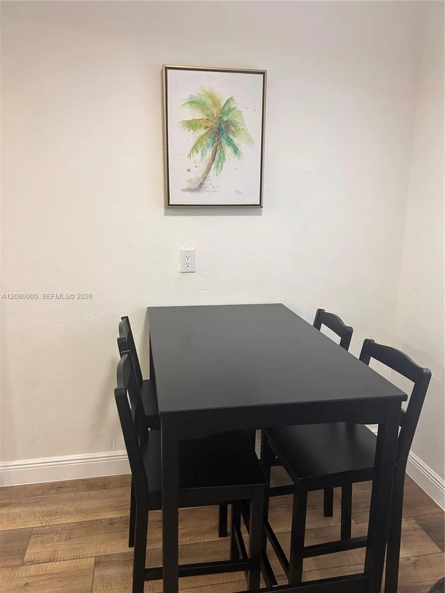 350 75th St #109 Miami Beach, FL 33141