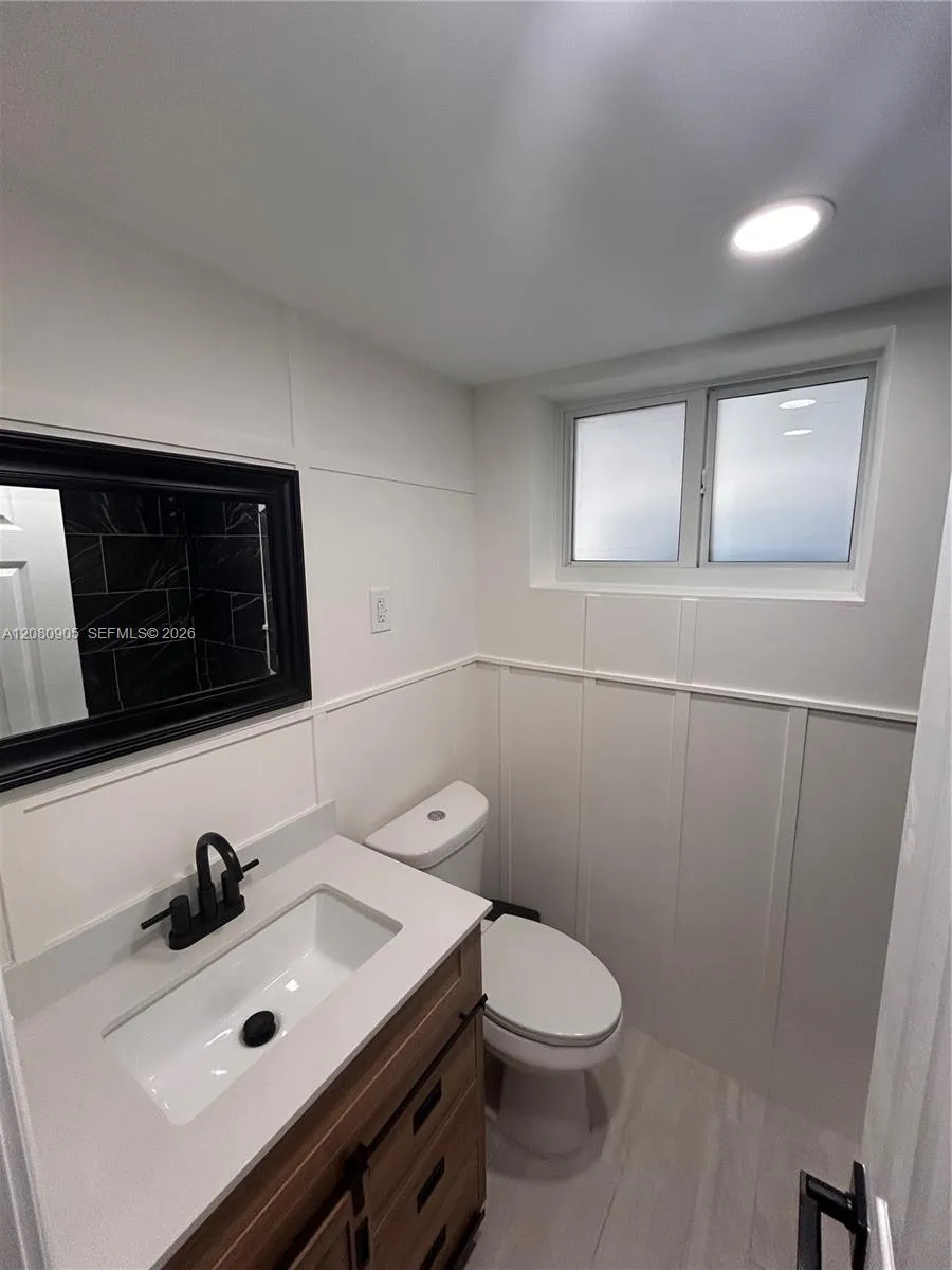 350 75th St #109 Miami Beach, FL 33141