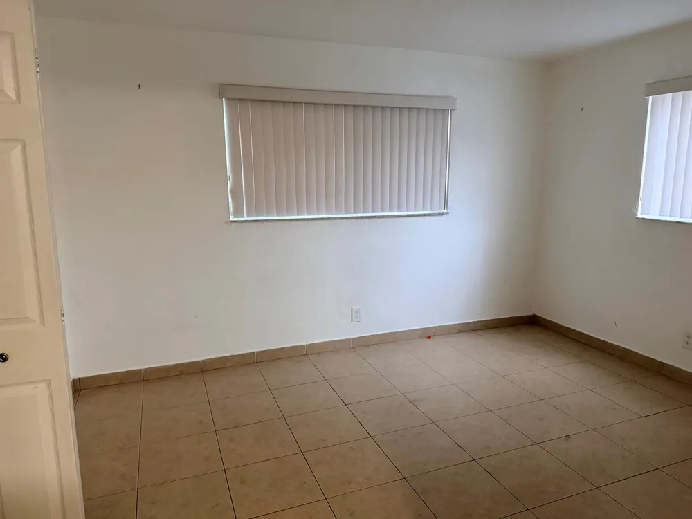 5271 SW 90th Way #4 Cooper City, FL 33328