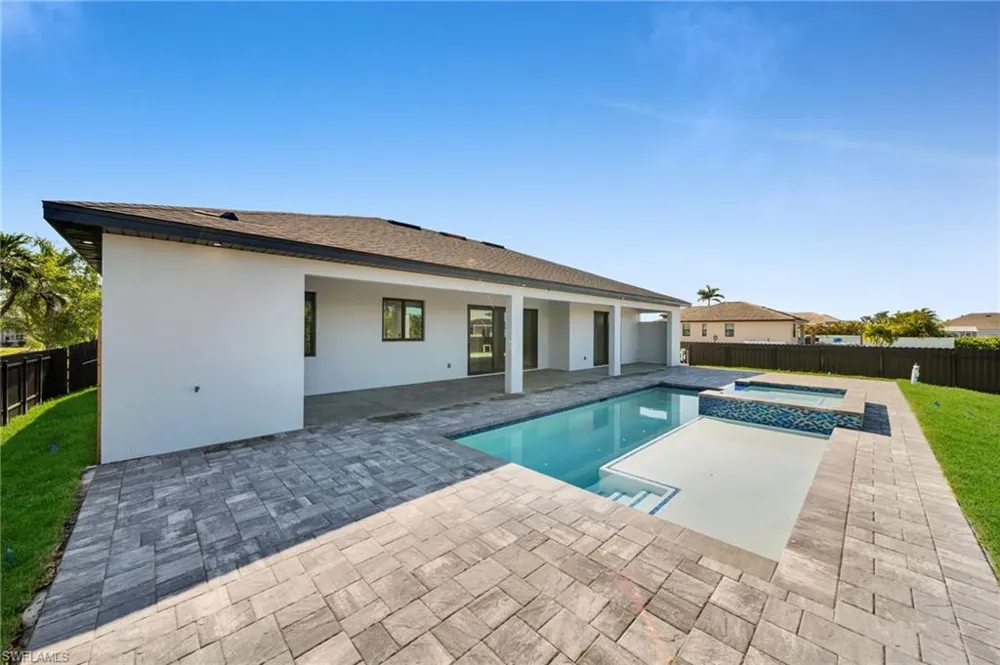 436 NW 38th Avenue Cape Coral, FL 33993