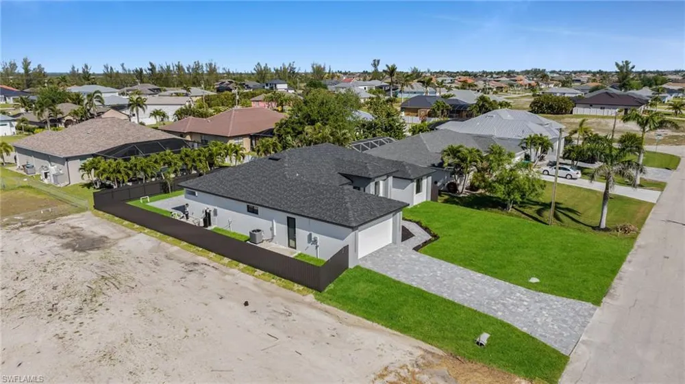 436 NW 38th Avenue Cape Coral, FL 33993