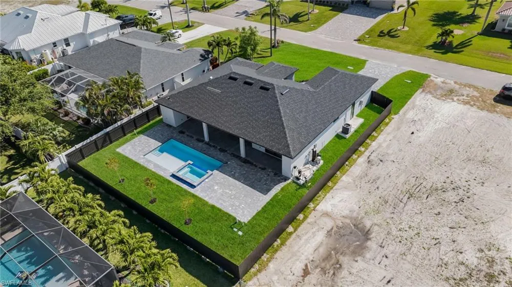 436 NW 38th Avenue Cape Coral, FL 33993