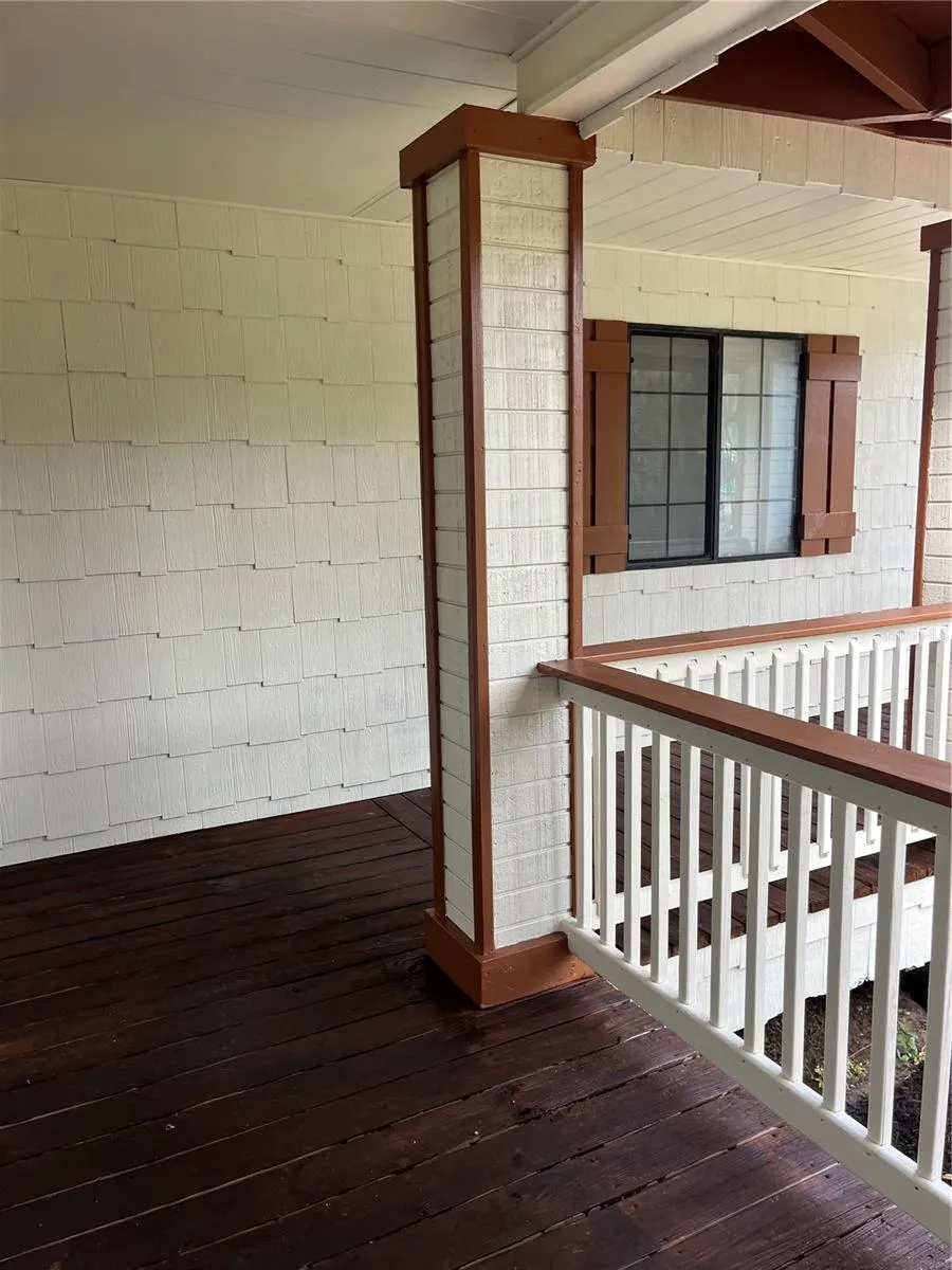 512 STALLINGS AVENUE Deltona, FL 32738