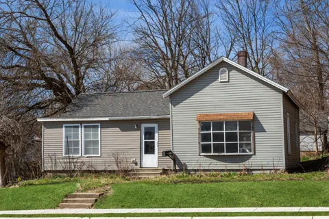 309 Red Bud Trail