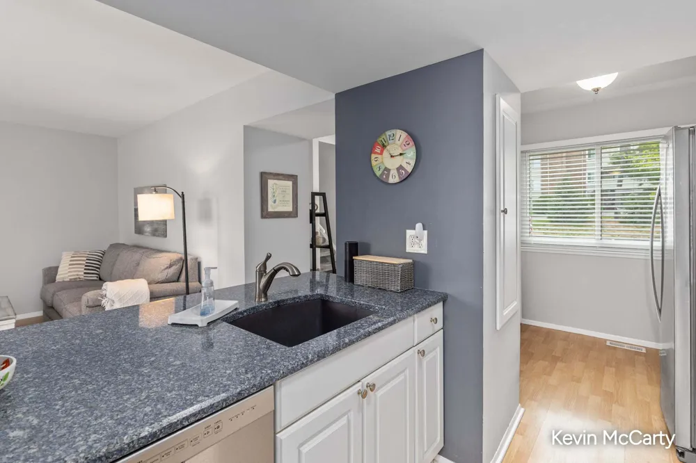 6247 Acropolis Drive SE #29 Cascade Charter Township, MI 49546