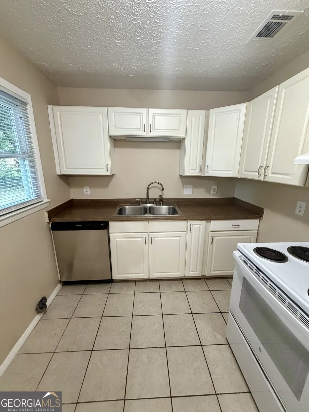 814 Crestwood TER Warner Robins, GA 31088