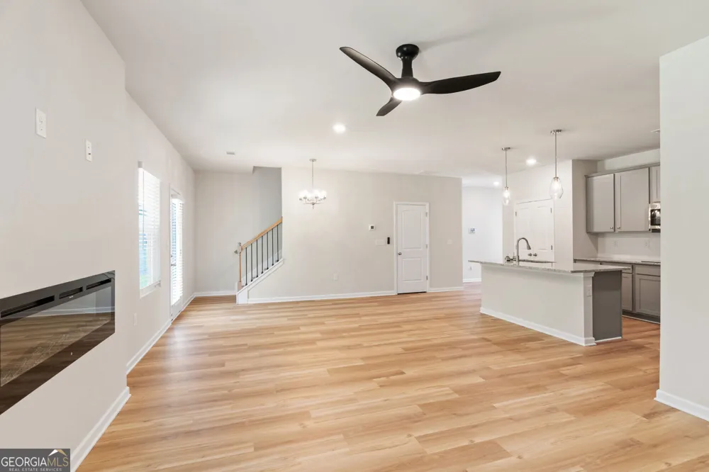 1209 DICKENS RD Greensboro, GA 30642