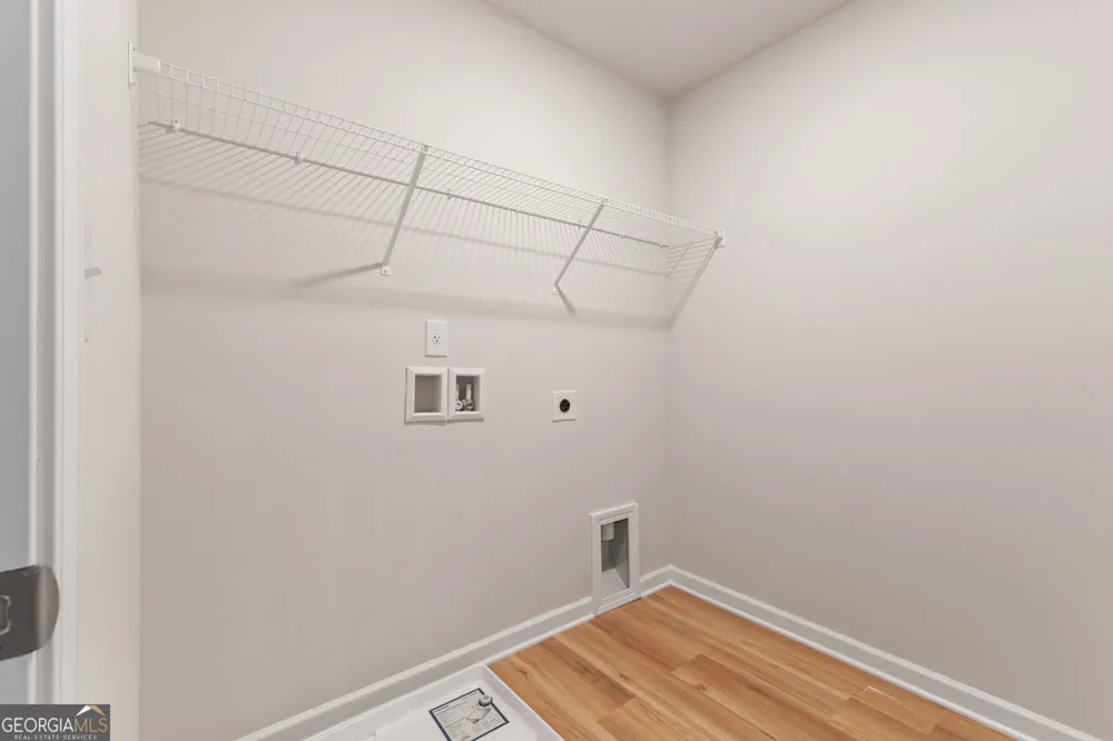 1209 DICKENS RD Greensboro, GA 30642