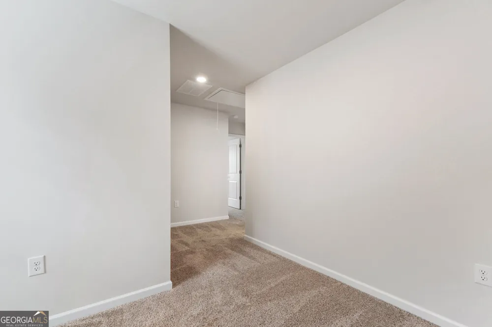 1209 DICKENS RD Greensboro, GA 30642