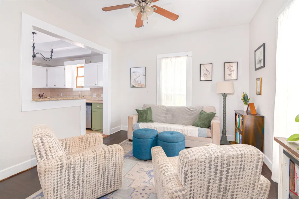 204 Prim Rose Street Blanco, TX 78606