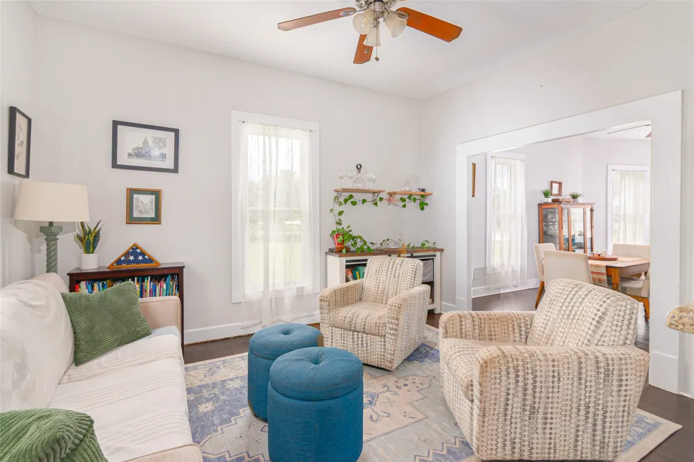 204 Prim Rose Street Blanco, TX 78606