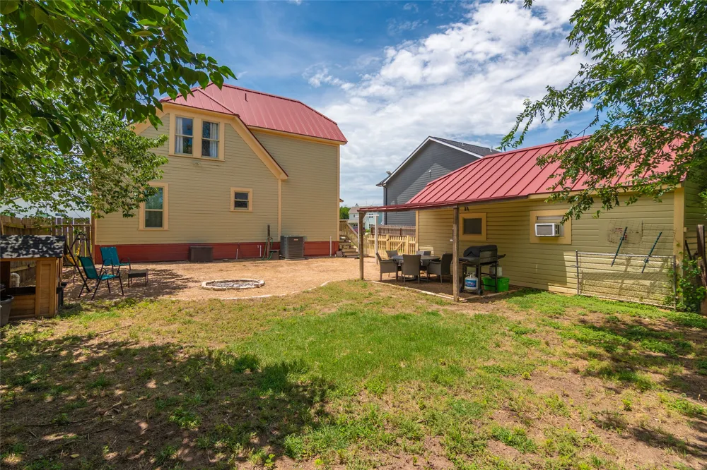 204 Prim Rose Street Blanco, TX 78606