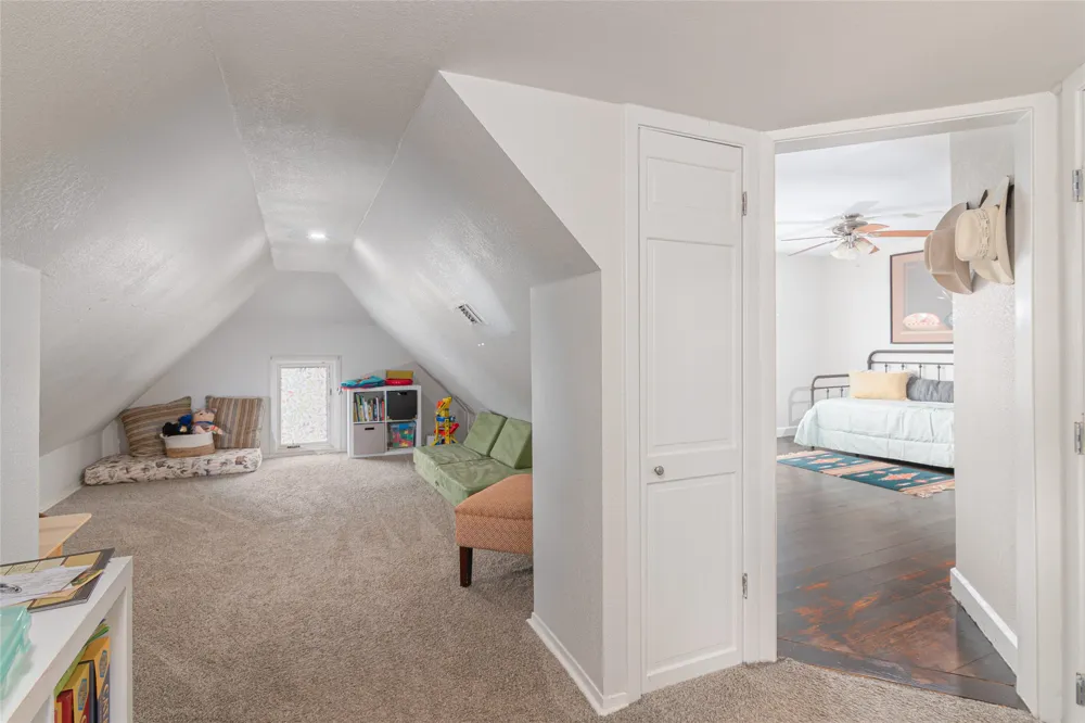 204 Prim Rose Street Blanco, TX 78606