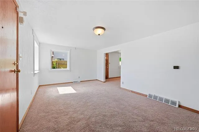 5411 Leyden Street Commerce City, CO 80022