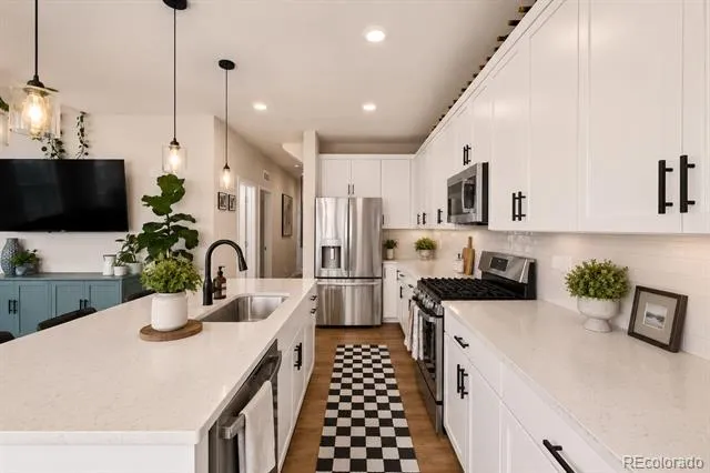 1251 S Kingston Court Aurora, CO 80012