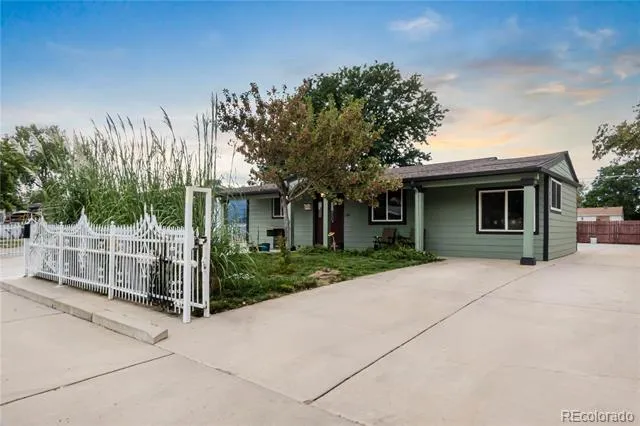 7491 Locust Street Commerce City, CO 80022