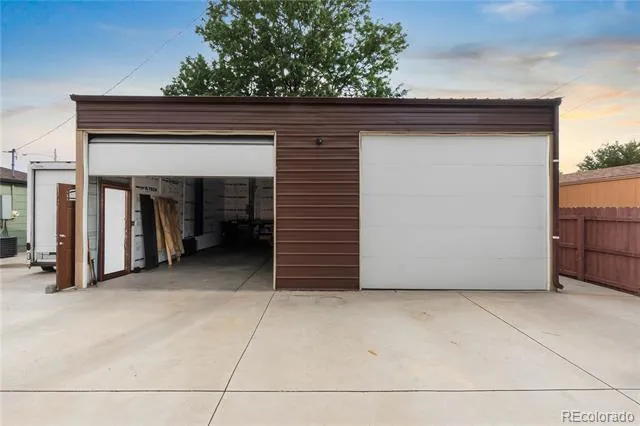 7491 Locust Street Commerce City, CO 80022