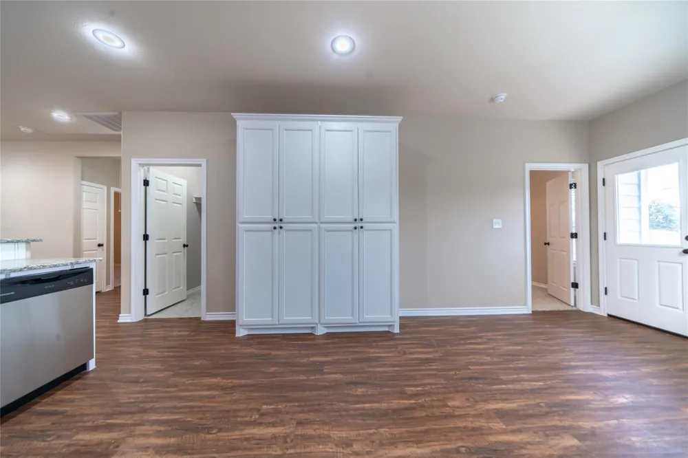 1030 W Gandy Denison, TX 75020