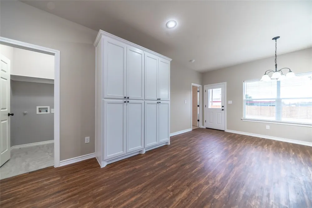 1030 W Gandy Denison, TX 75020