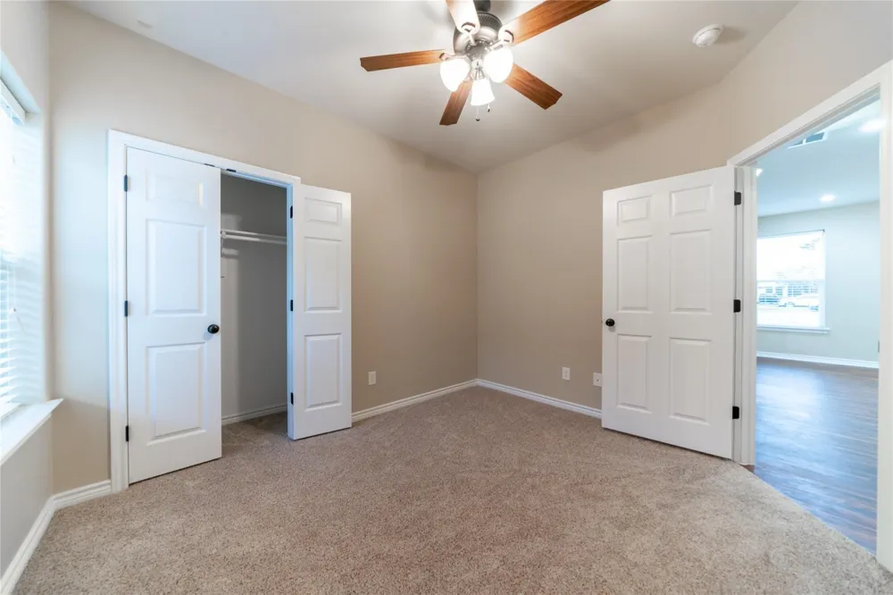 1030 W Gandy Denison, TX 75020