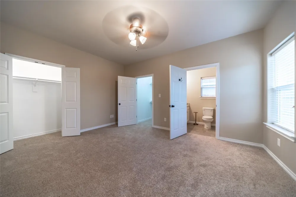 1030 W Gandy Denison, TX 75020