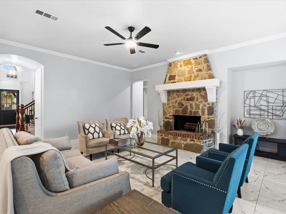 4332 Milsop Drive Carrollton, TX 75010