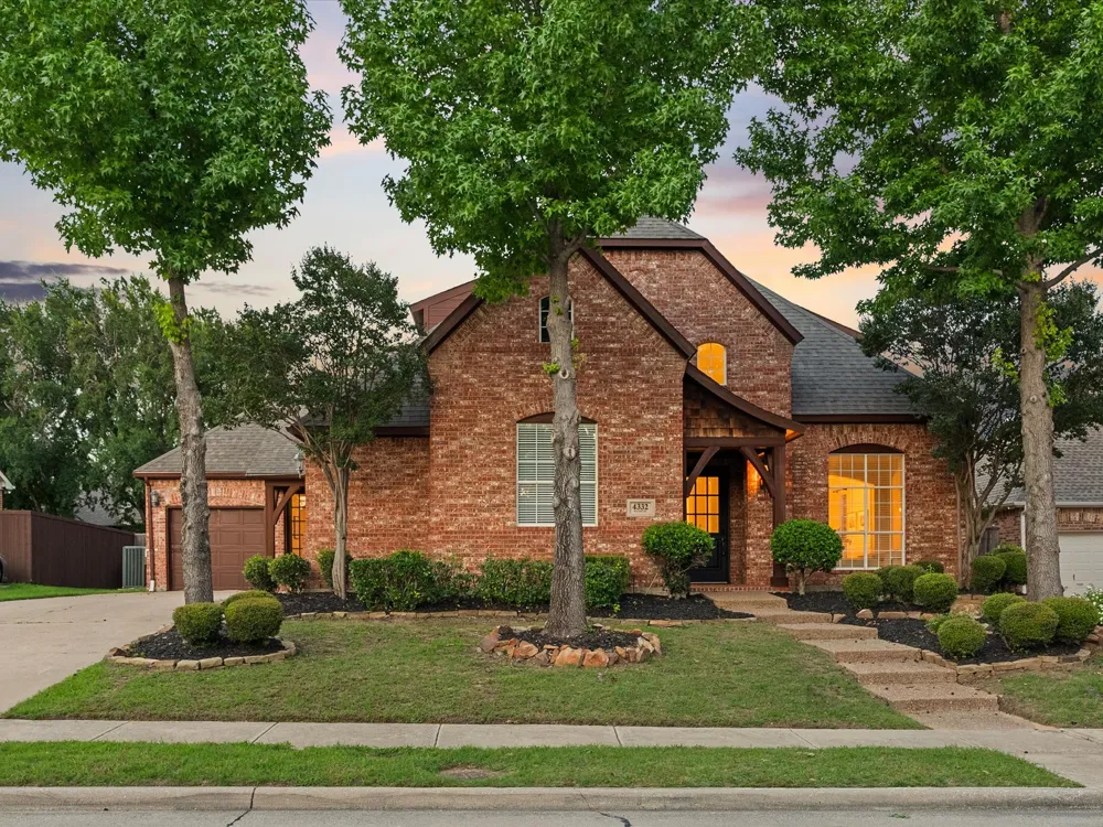 4332 Milsop Drive Carrollton, TX 75010