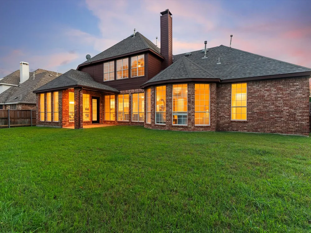 4332 Milsop Drive Carrollton, TX 75010