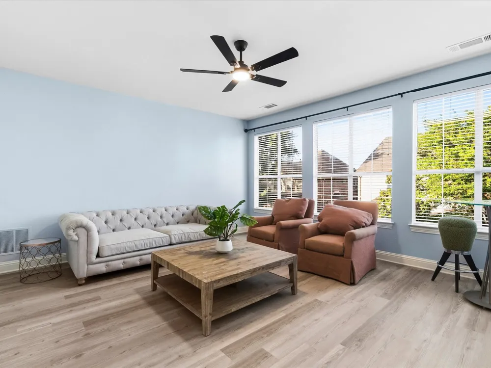 4332 Milsop Drive Carrollton, TX 75010
