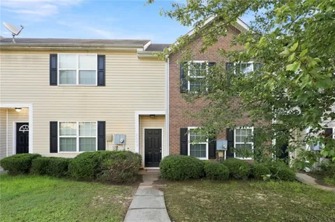8648 Thomas Lane