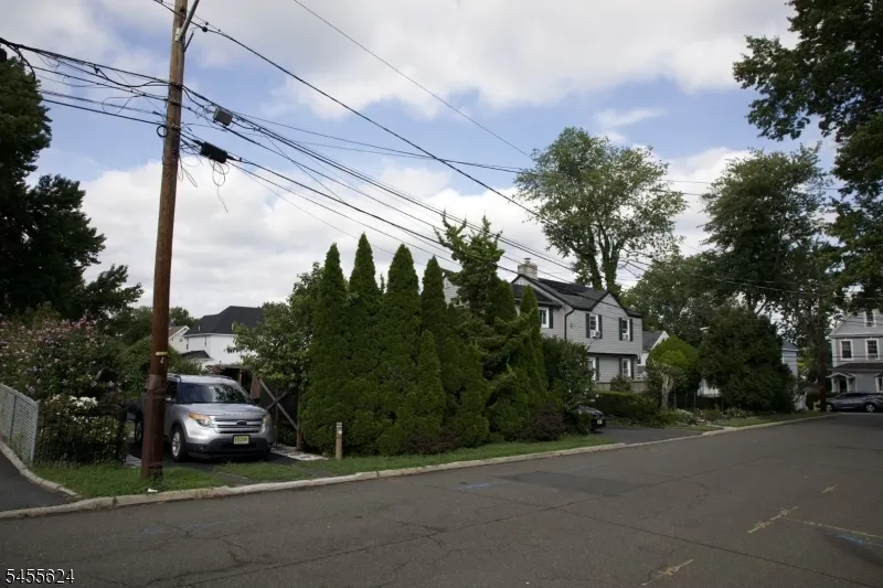 81 S Prospect Terrace Teaneck, NJ 07666