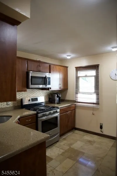 81 S Prospect Terrace Teaneck, NJ 07666