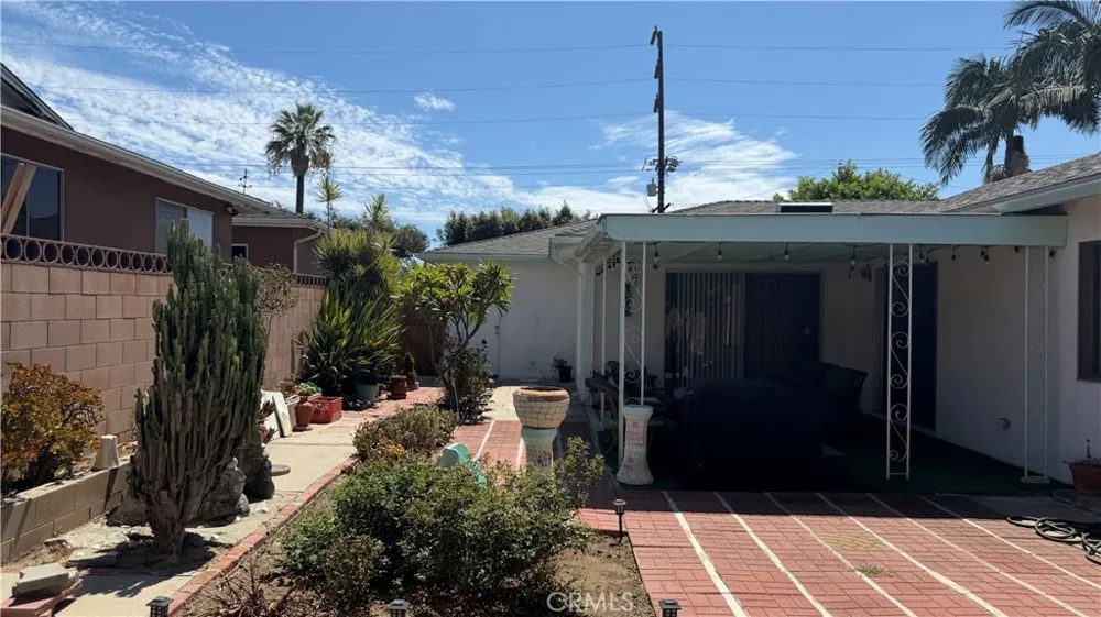 15933 Ocean Avenue Whittier, CA 90604