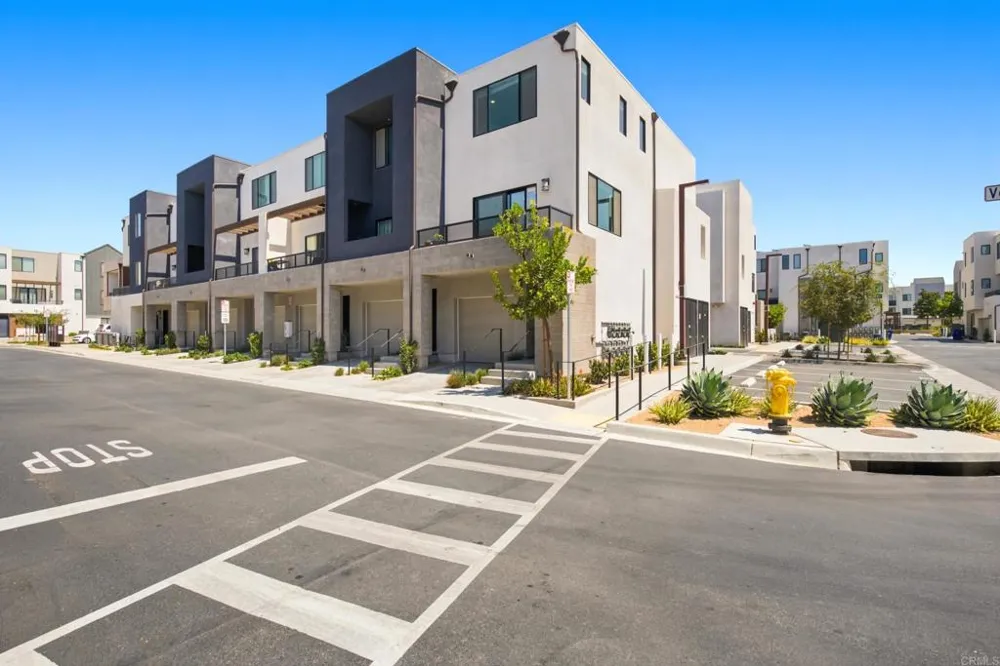 2041 Vela Lane San Diego, CA 92154