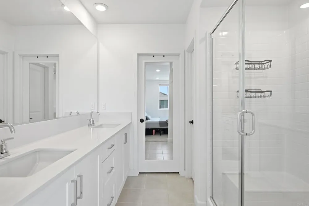 2041 Vela Lane San Diego, CA 92154