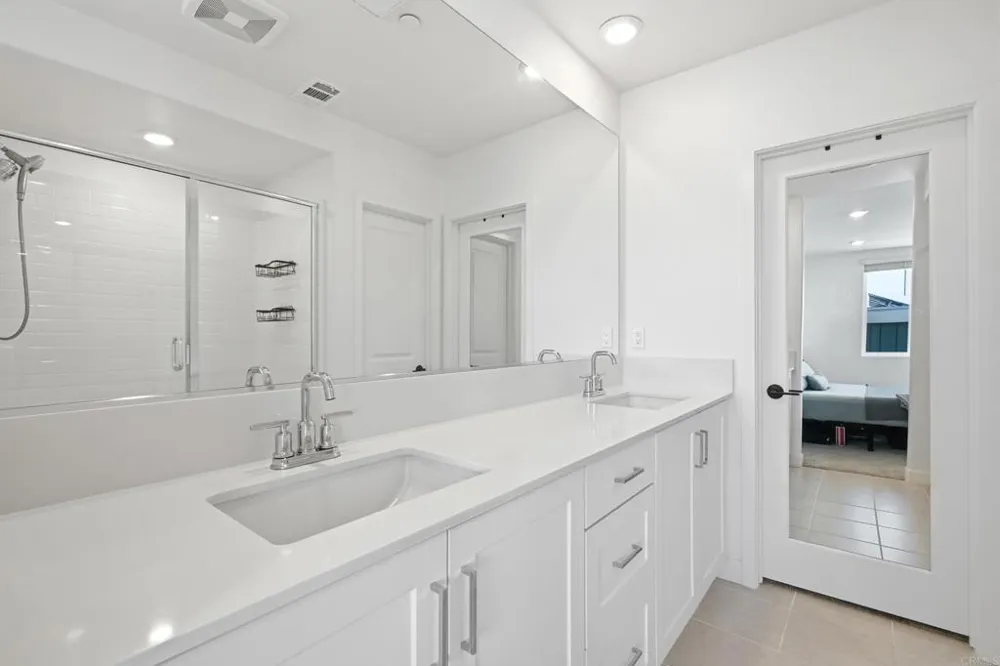 2041 Vela Lane San Diego, CA 92154